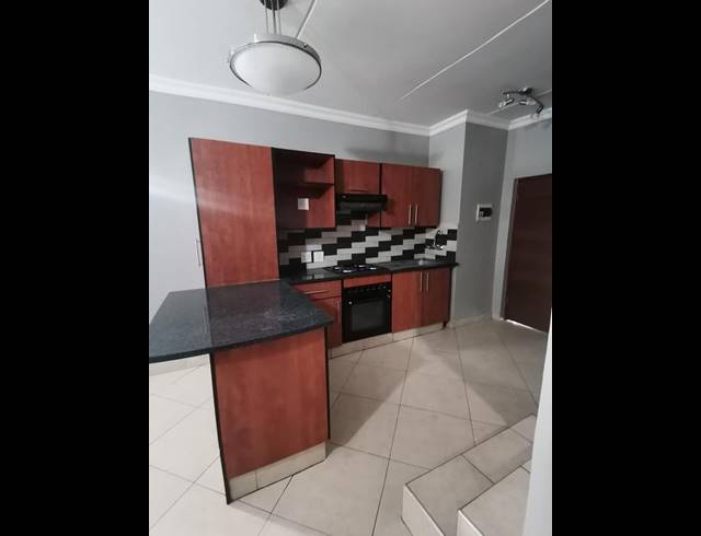 2 BEDROOM PROPERTY TO RENT IN EASTLEIGH RIDGE